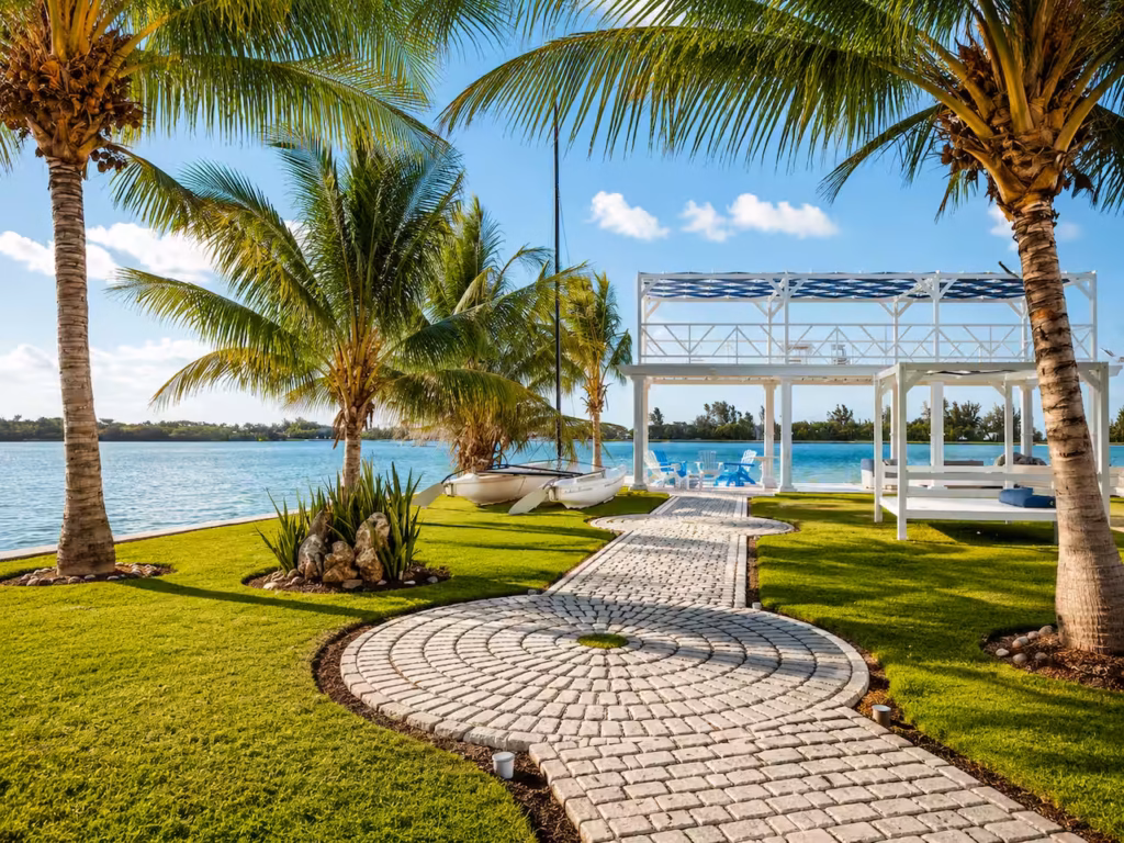 Waterfront view at Villa Palm Cay in Havana